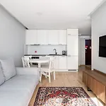 Apartment Square *