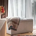 Square Apartment *