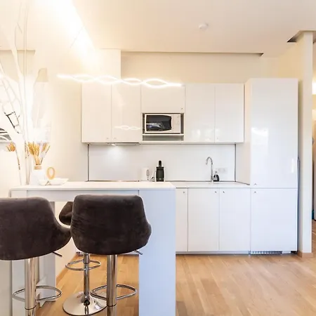 Square Butas Palanga